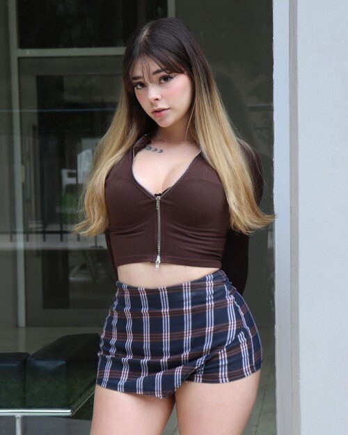 12a123d02cf60c5aff4f19ba24d4275b75447a41c1249b5d.jpg