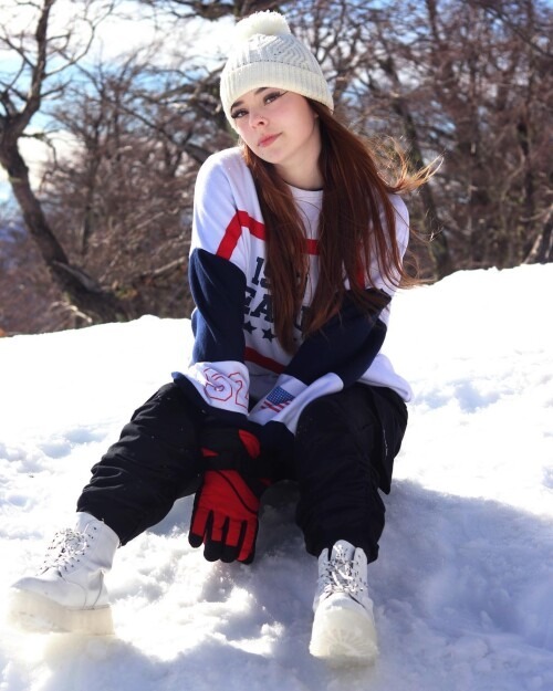 9579f45fdd6cc9f2f8cfee0ff5952fad.jpg