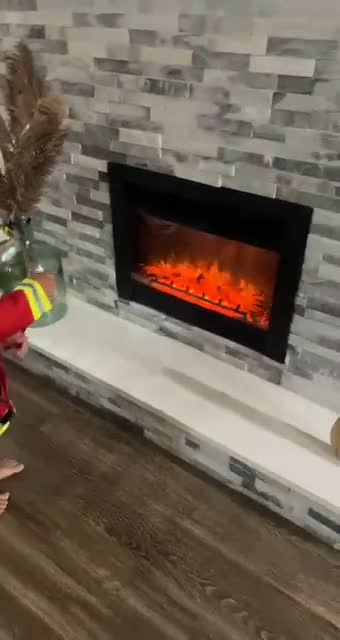 Ian-being-a-Little-Fireman7318738414147521838-h264_360p_600195-0.mp4