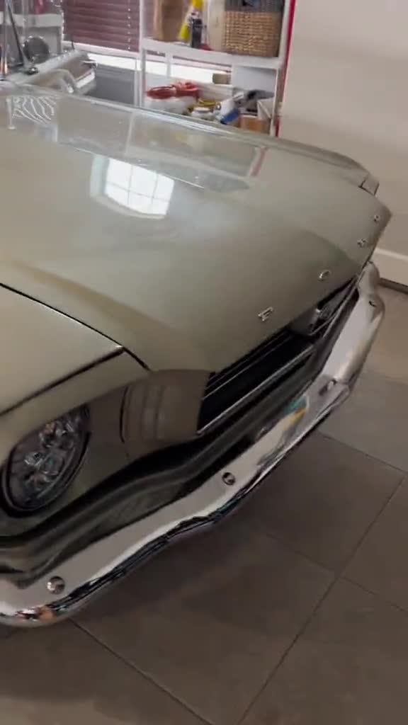 Ian-loves-to-be-behind-the-wheel-of-Cars-one-day-7233214141375221035-h264_540p_534373-0.mp4