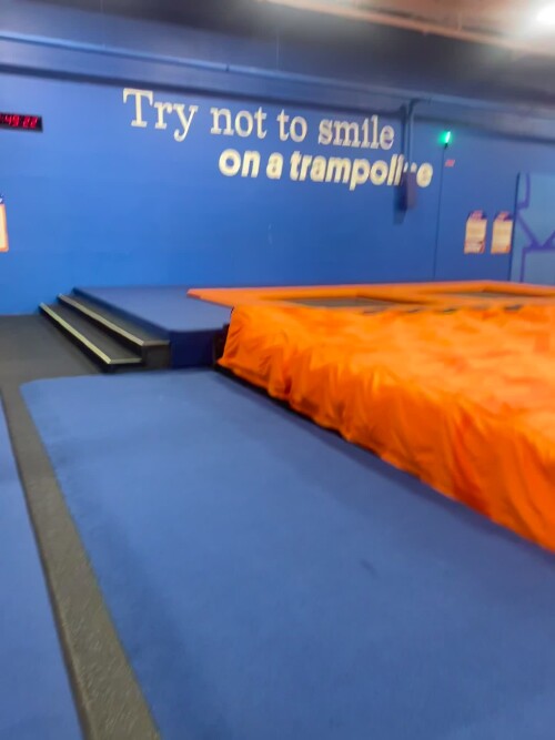 3c75d00c9e5f48e22ab0b8af0f3b8d0e.mov